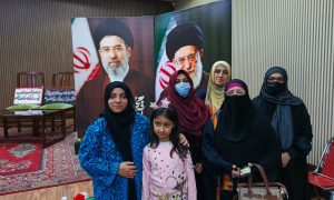 اپووا کے پی چیپٹر کی خانہ فرہنگ میں منعقدہ ایران کے رہبر اعلیٰ علی خامنائی کی رسم چہلم میں شرکت