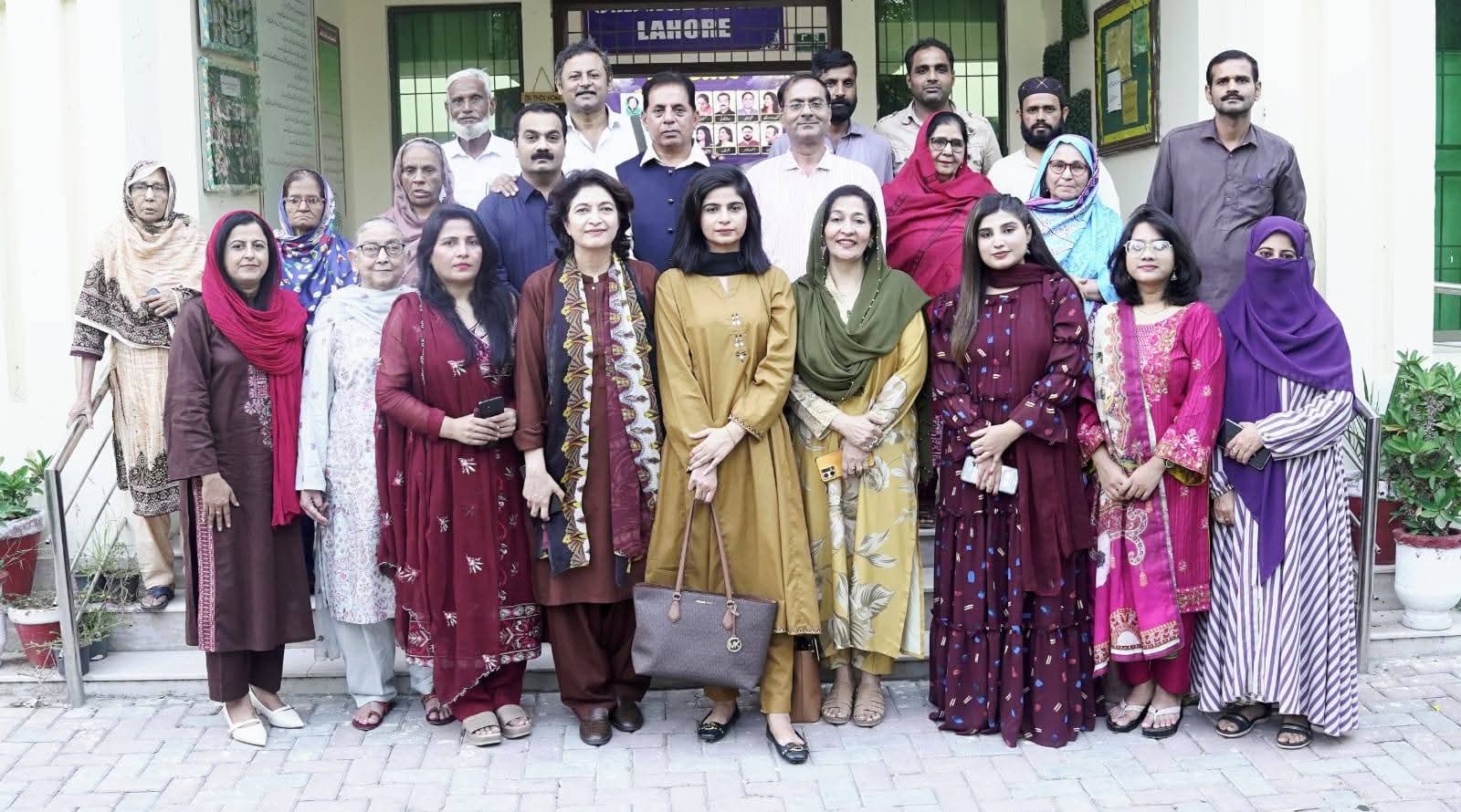 سوشل ویلفیئر فاؤنڈیشن اور قاسم علی شاہ فاؤنڈیشن کے اشتراک مشاعرہ کا اہتمام